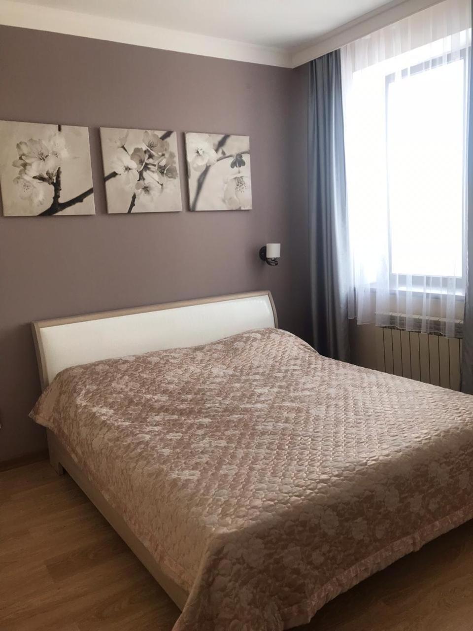 Sad Dolgoletiya Hotel Актобе Экстерьер фото